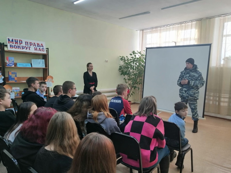 Круглый стол «Об ответственности за действия, связанные с незаконным оборотом наркотиков».